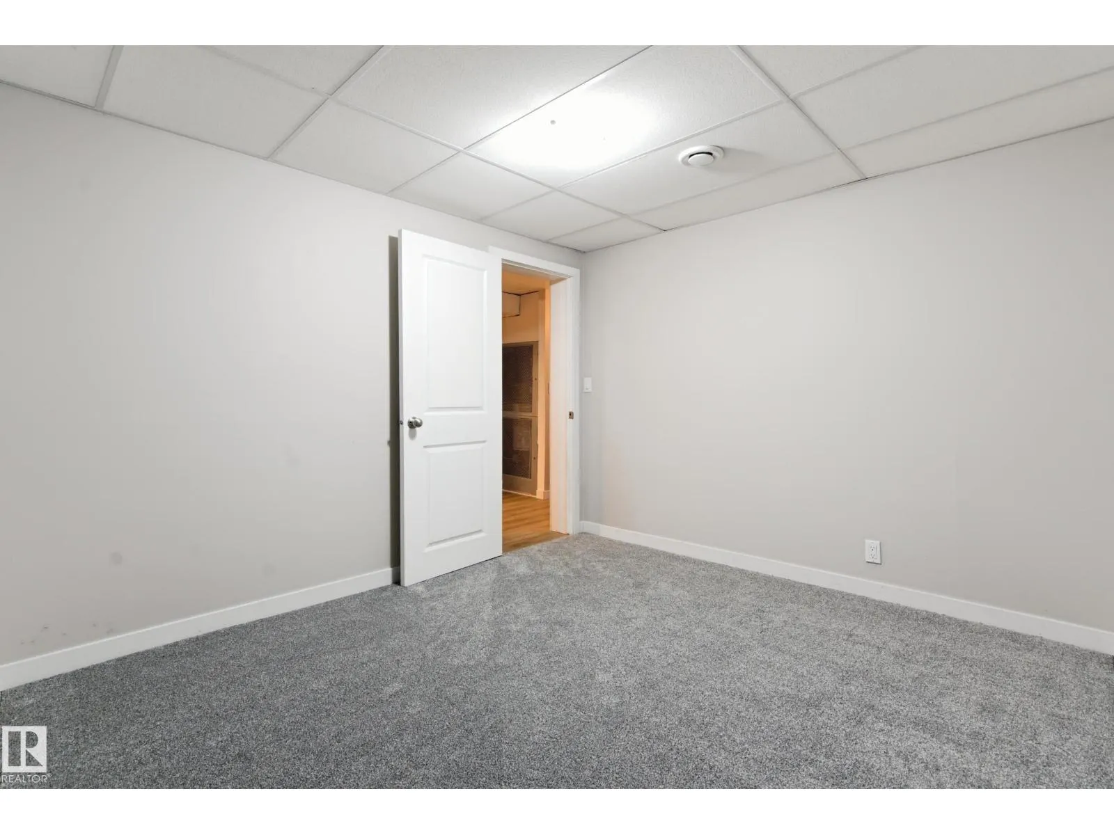 13028 134 ST NW
