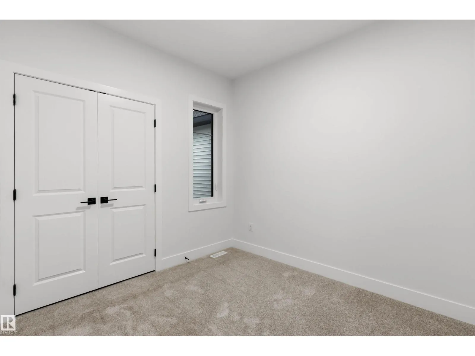 1847 187 ST NW