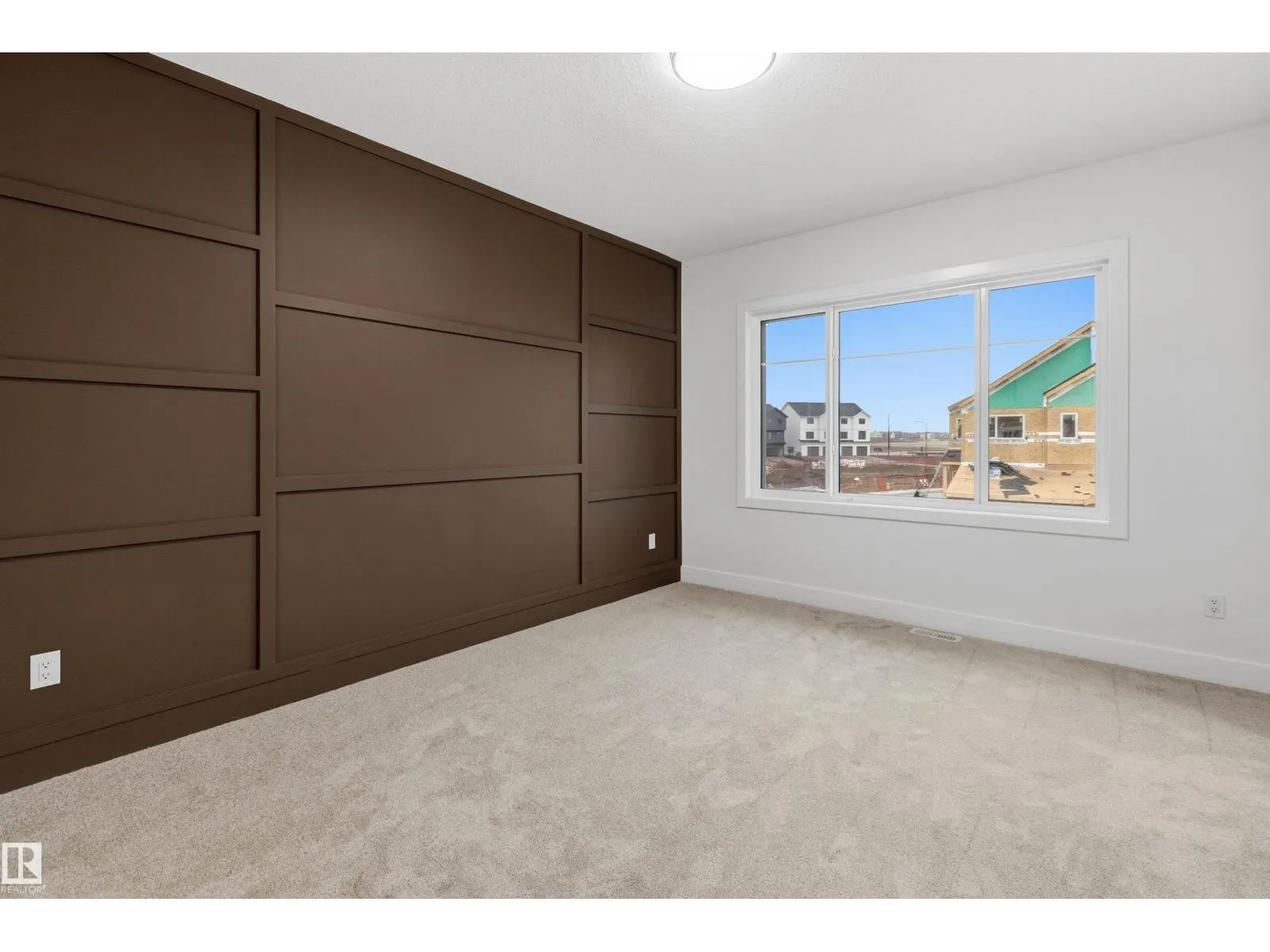 1847 187 ST NW