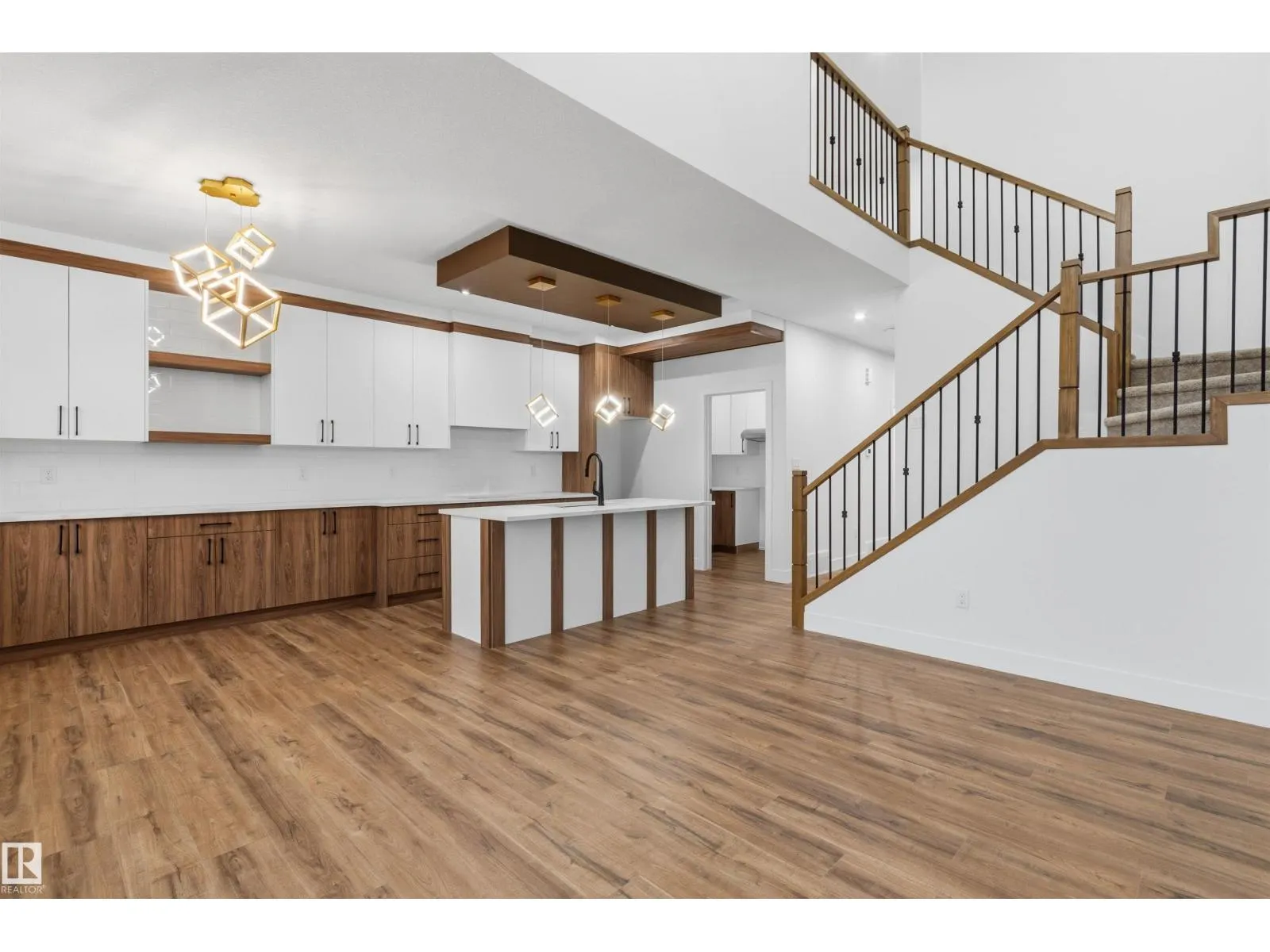 1847 187 ST NW