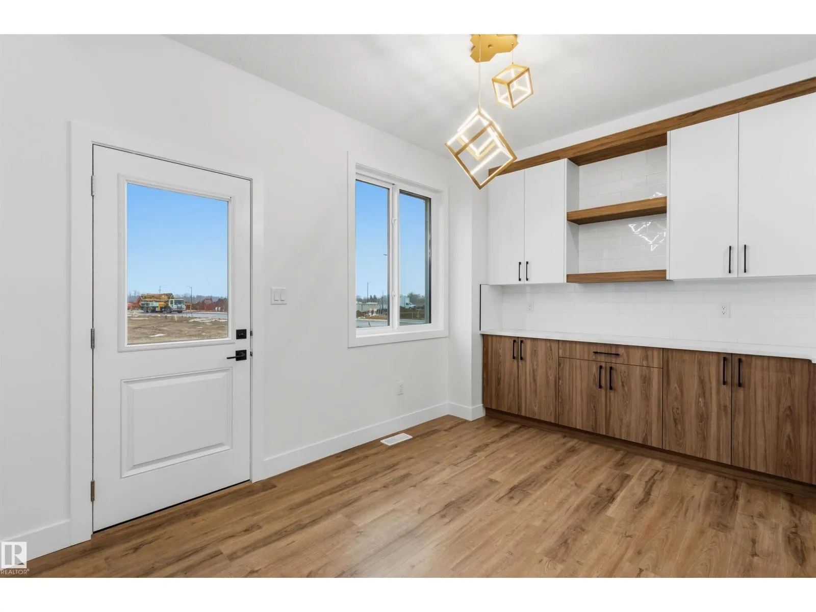 1847 187 ST NW