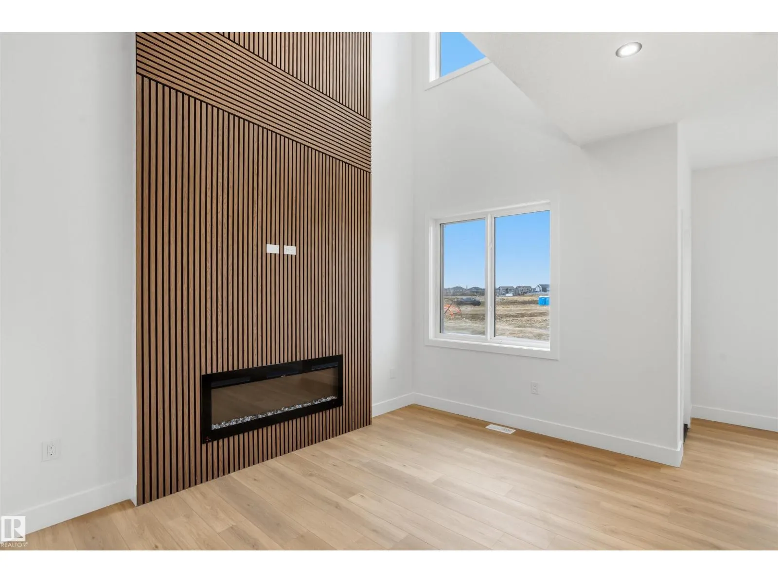 8530 223A ST NW