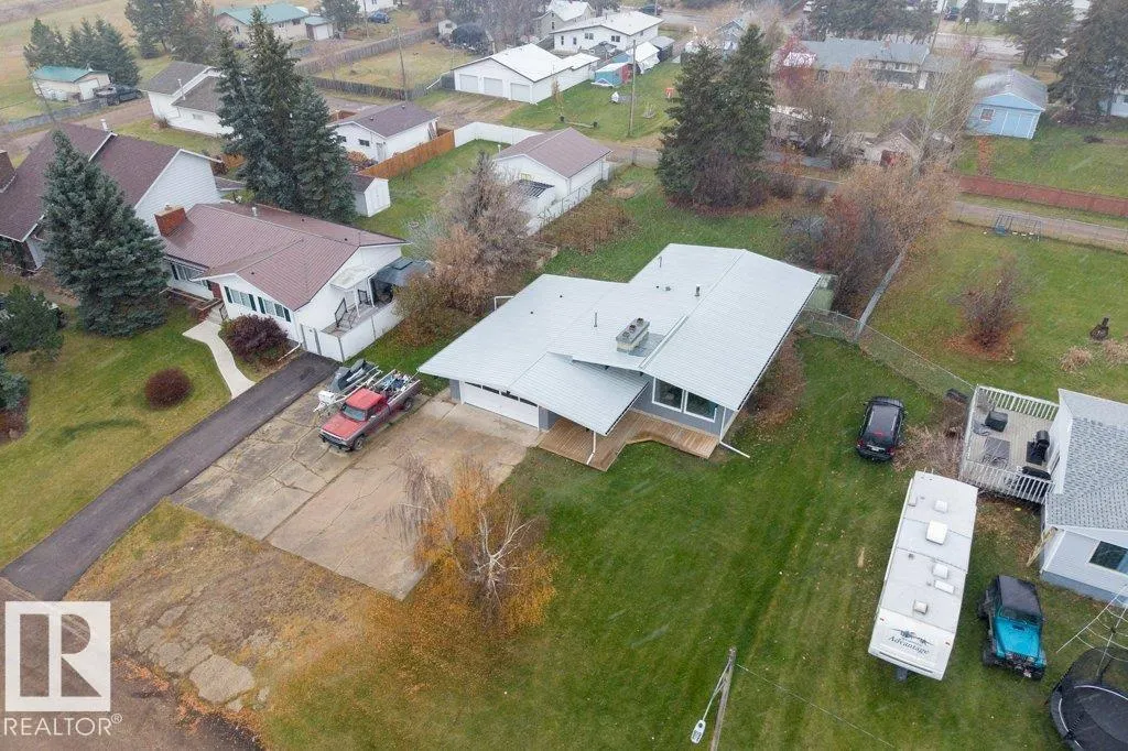 5222 50 ST