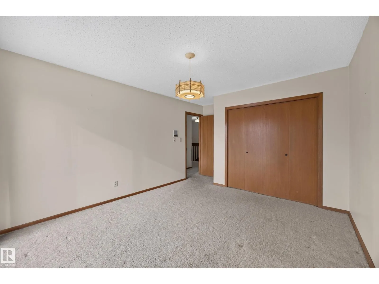 5739 172 ST NW