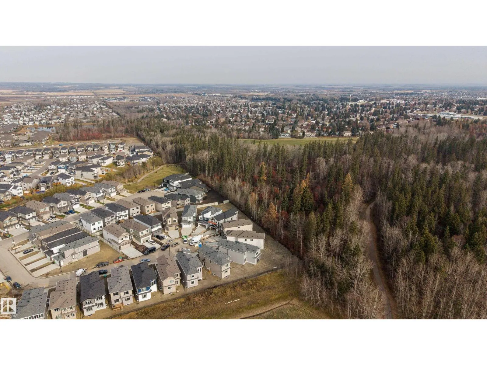 32 MEADOWGROVE LD
