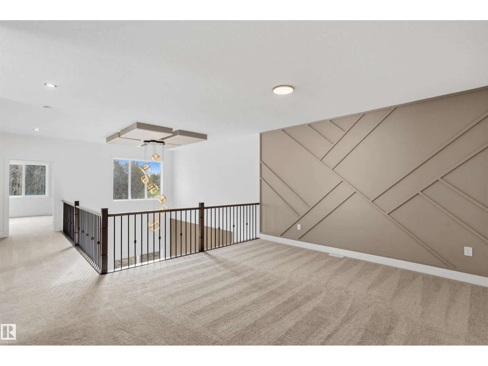 32 MEADOWGROVE LD