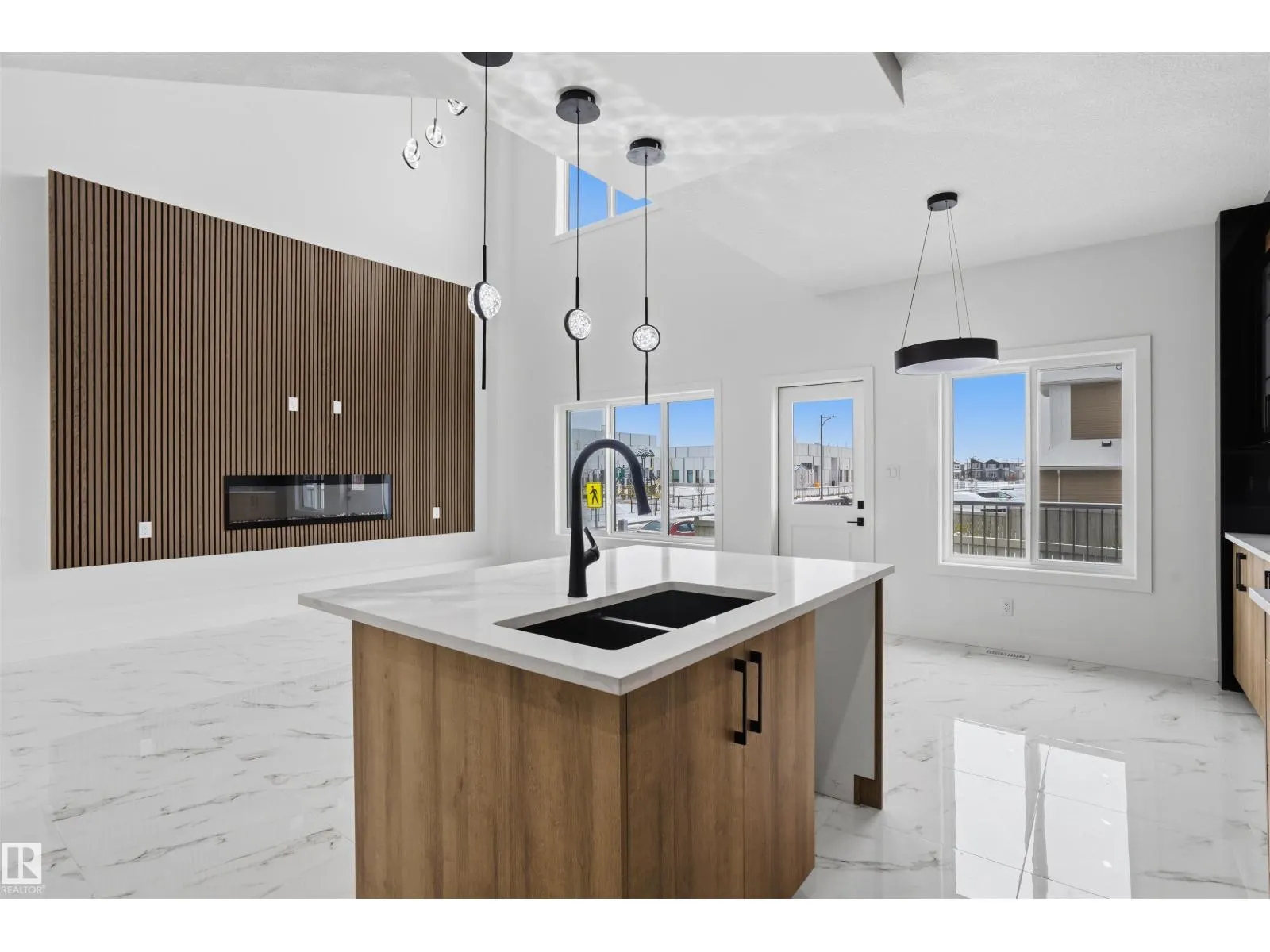 4202 63 ST