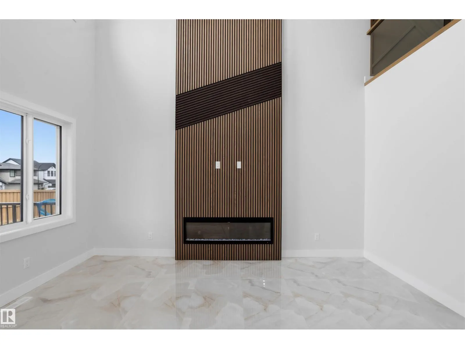 2314 6A AV SW