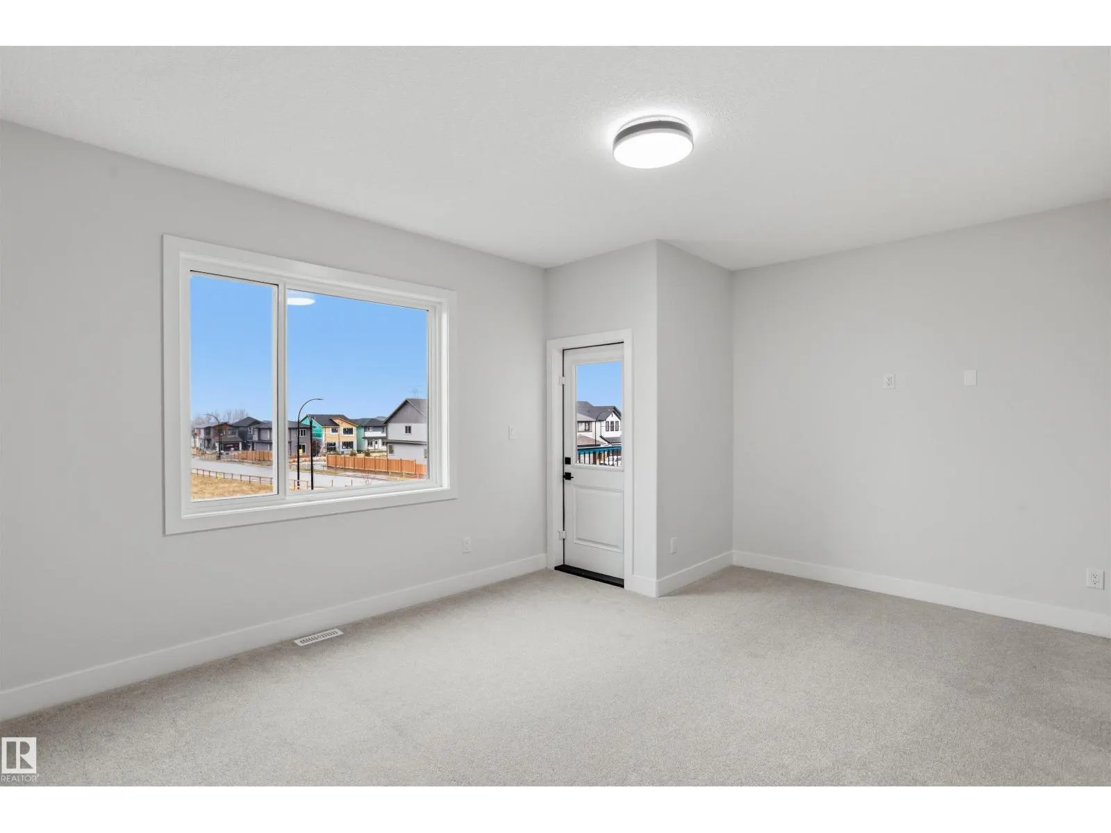 2314 6A AV SW