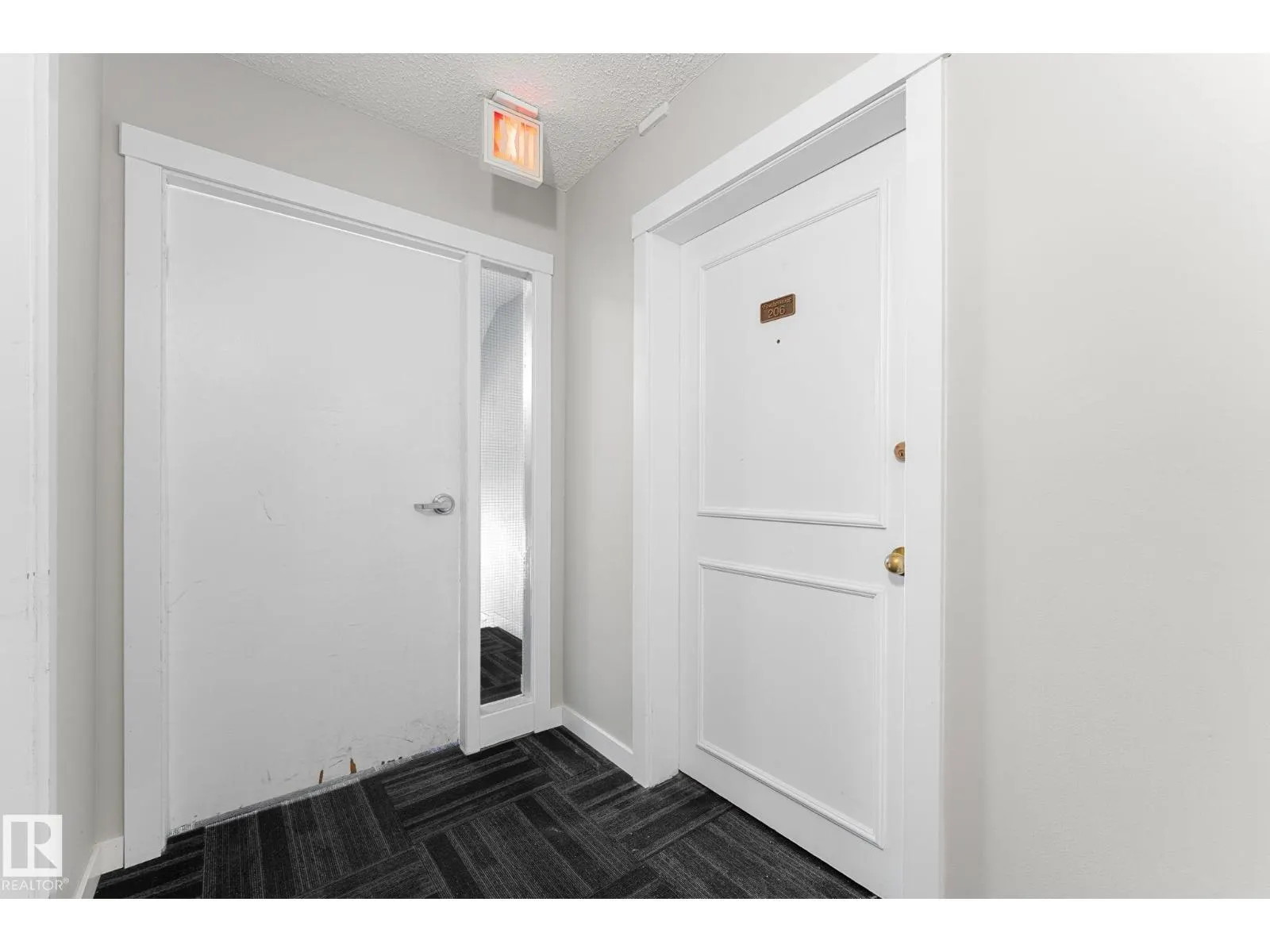 #206 2311 119 ST NW
