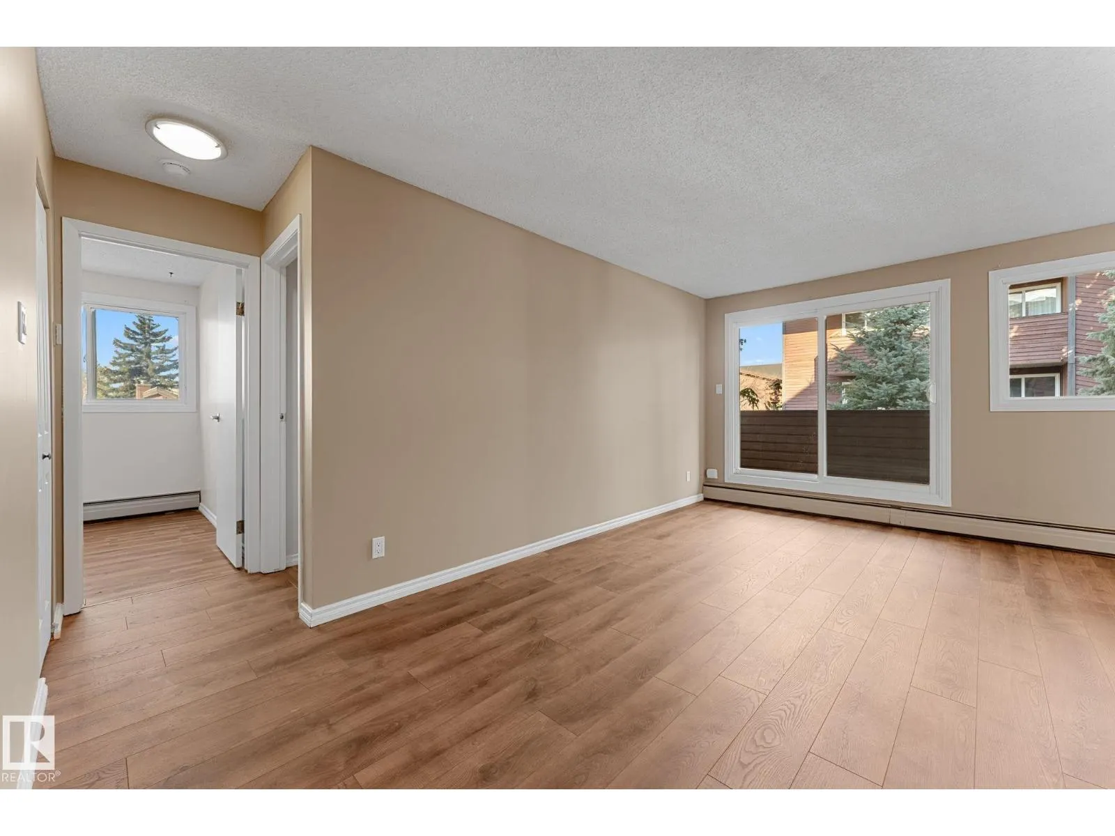 #206 2311 119 ST NW