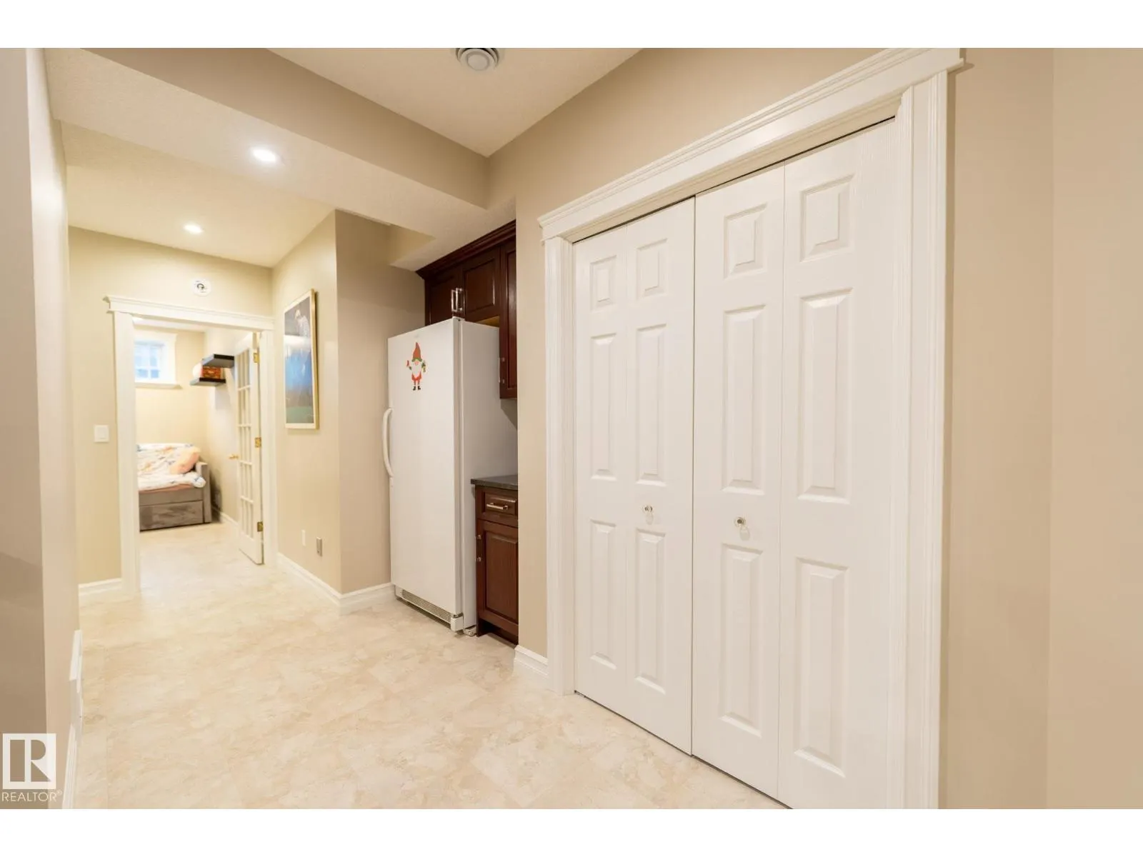 11363 10 AV NW