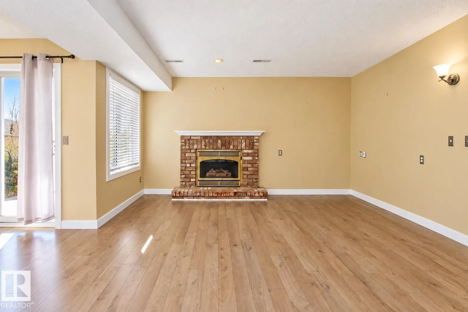 259 HAWKVIEW CO