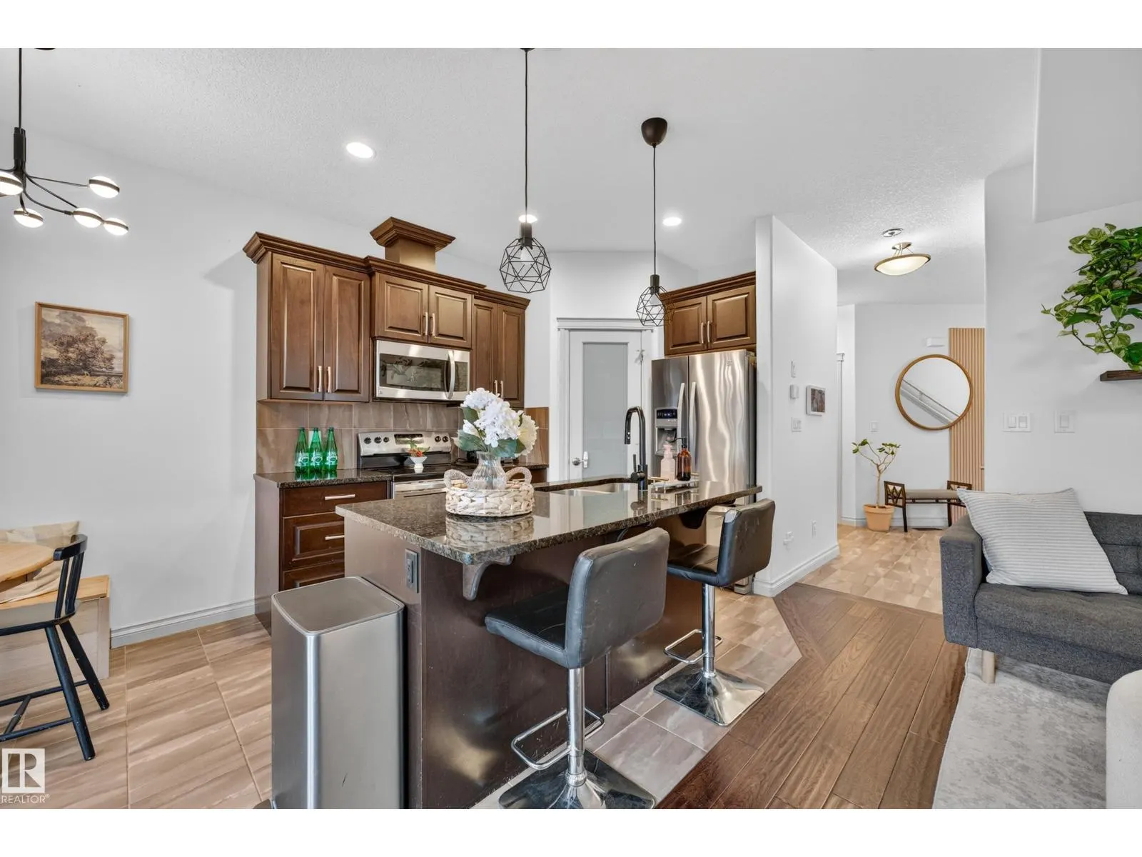 45 Richmond LI