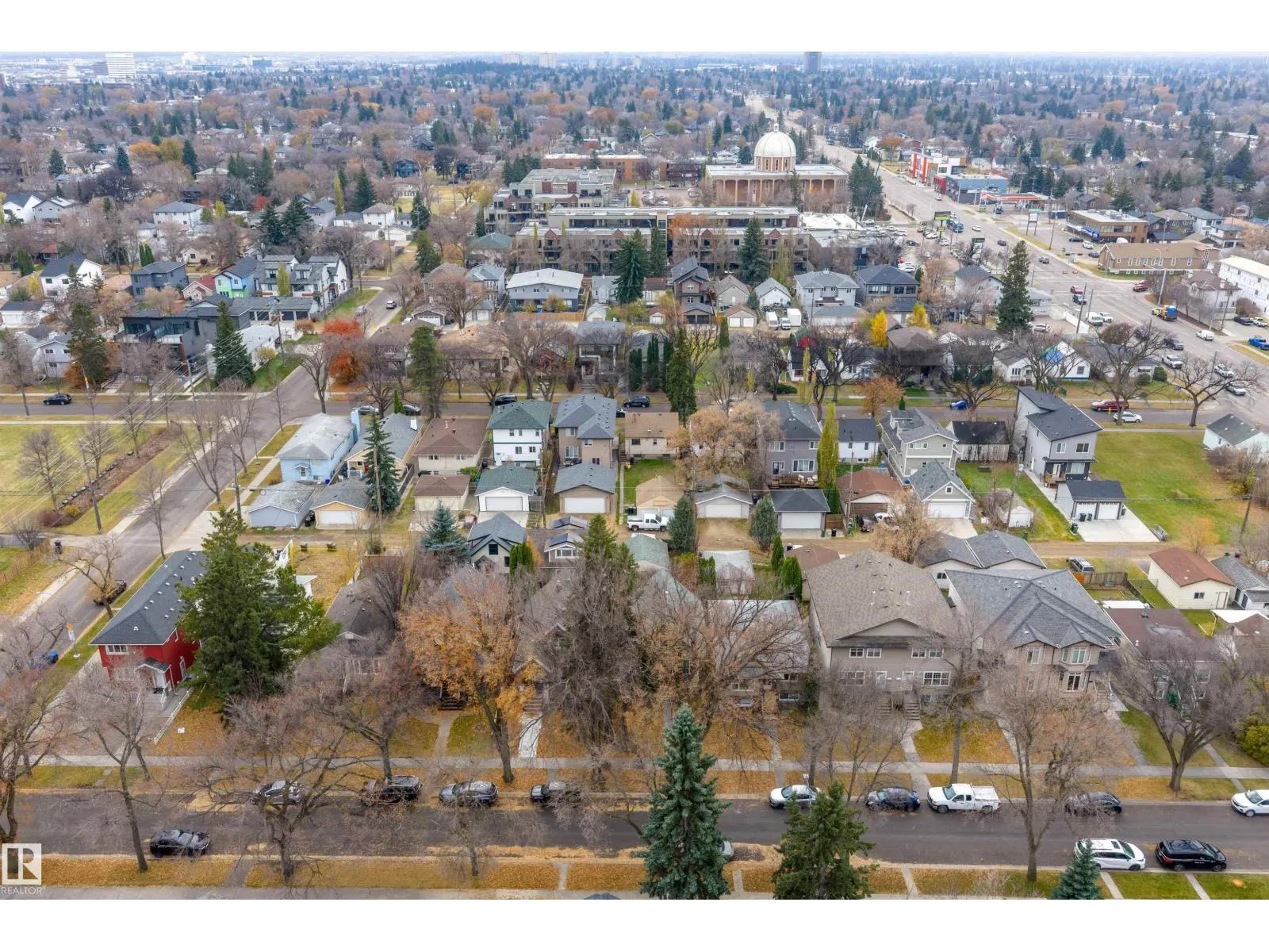 10817 74 AV NW