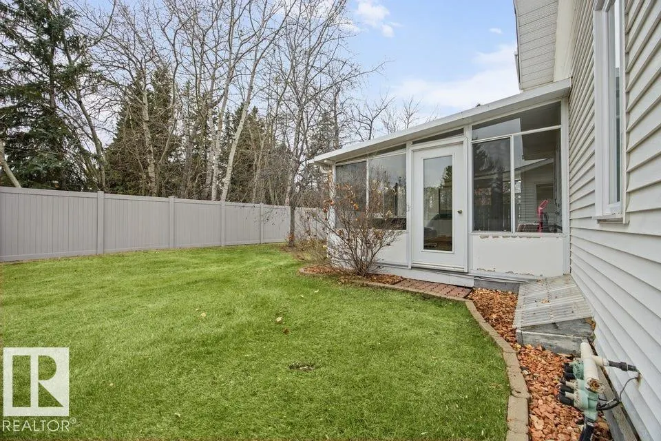62 GLENCOE PL