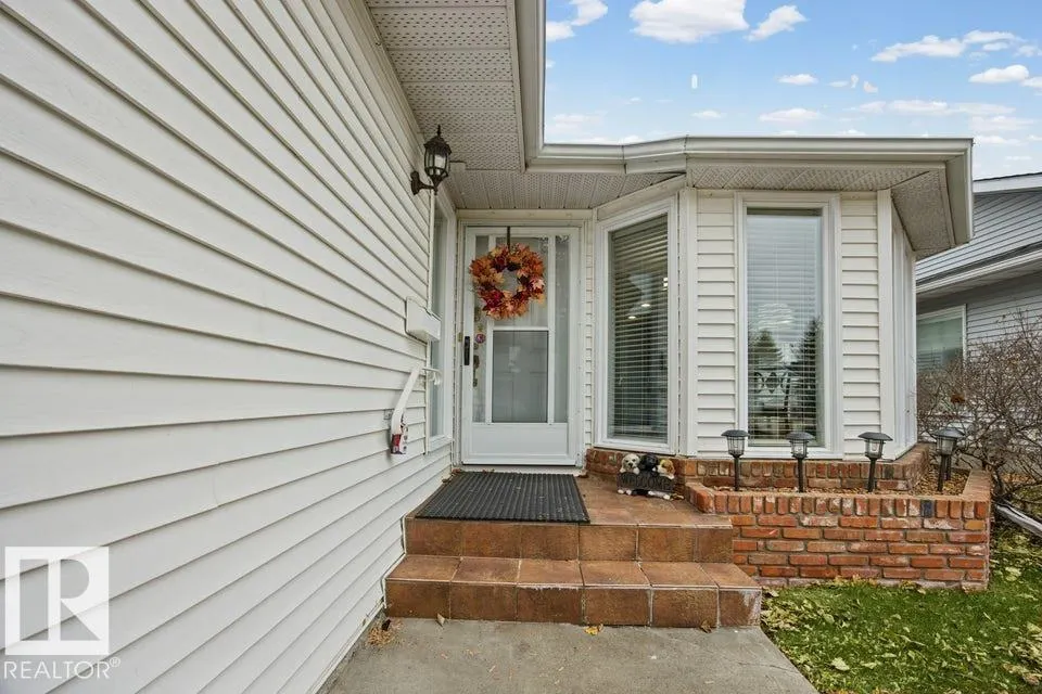 62 GLENCOE PL