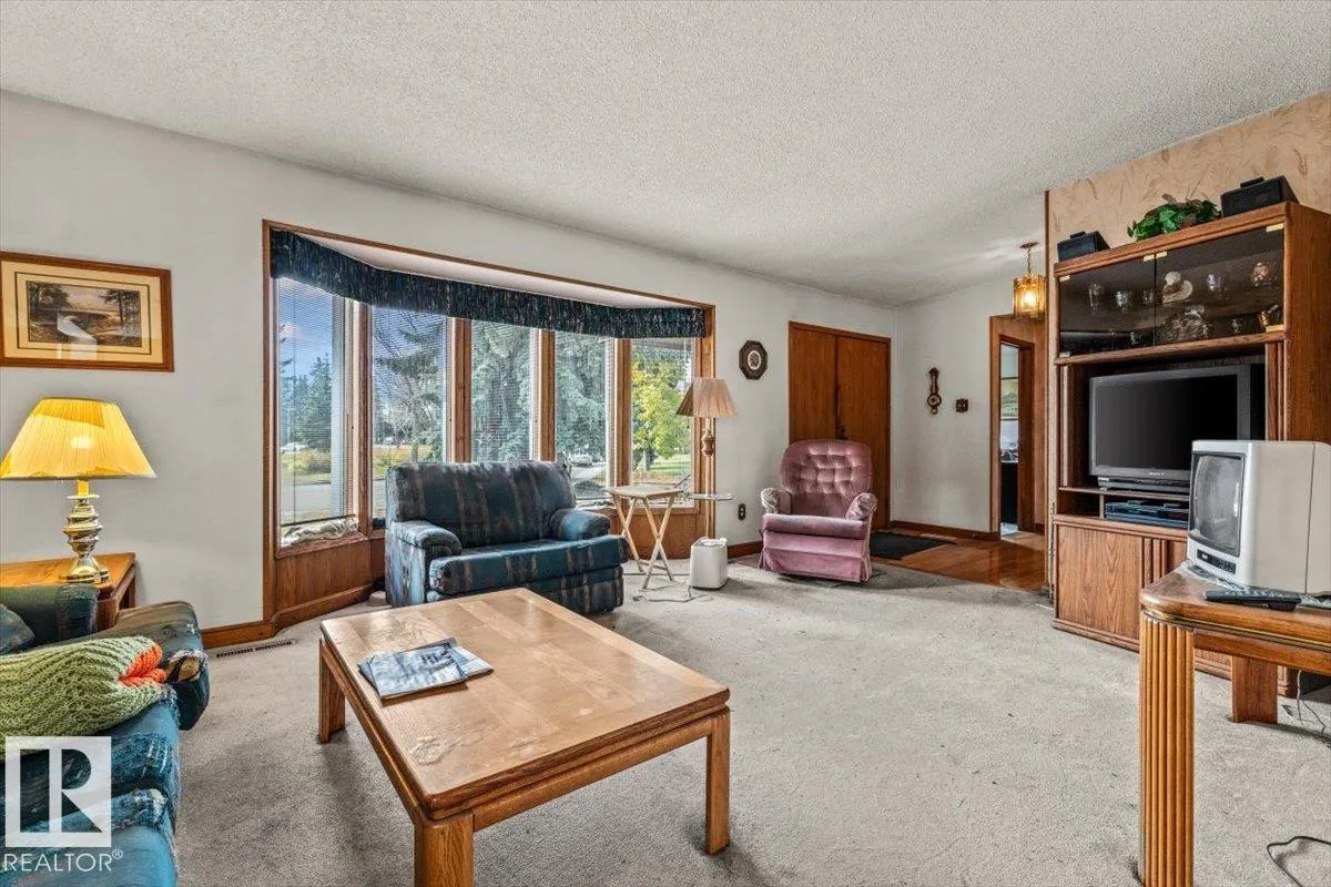 13575 105 ST NW