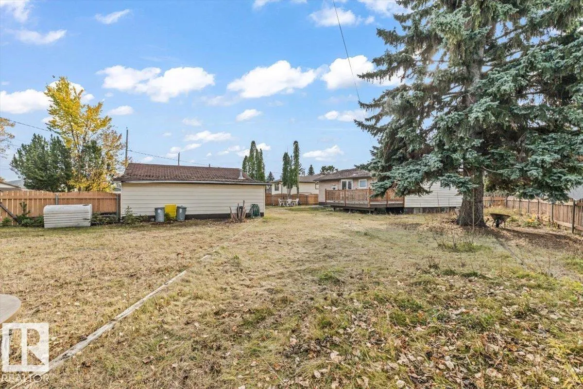 13575 105 ST NW