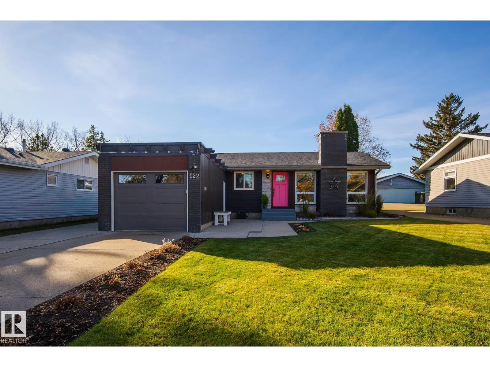 122 MISSION AV