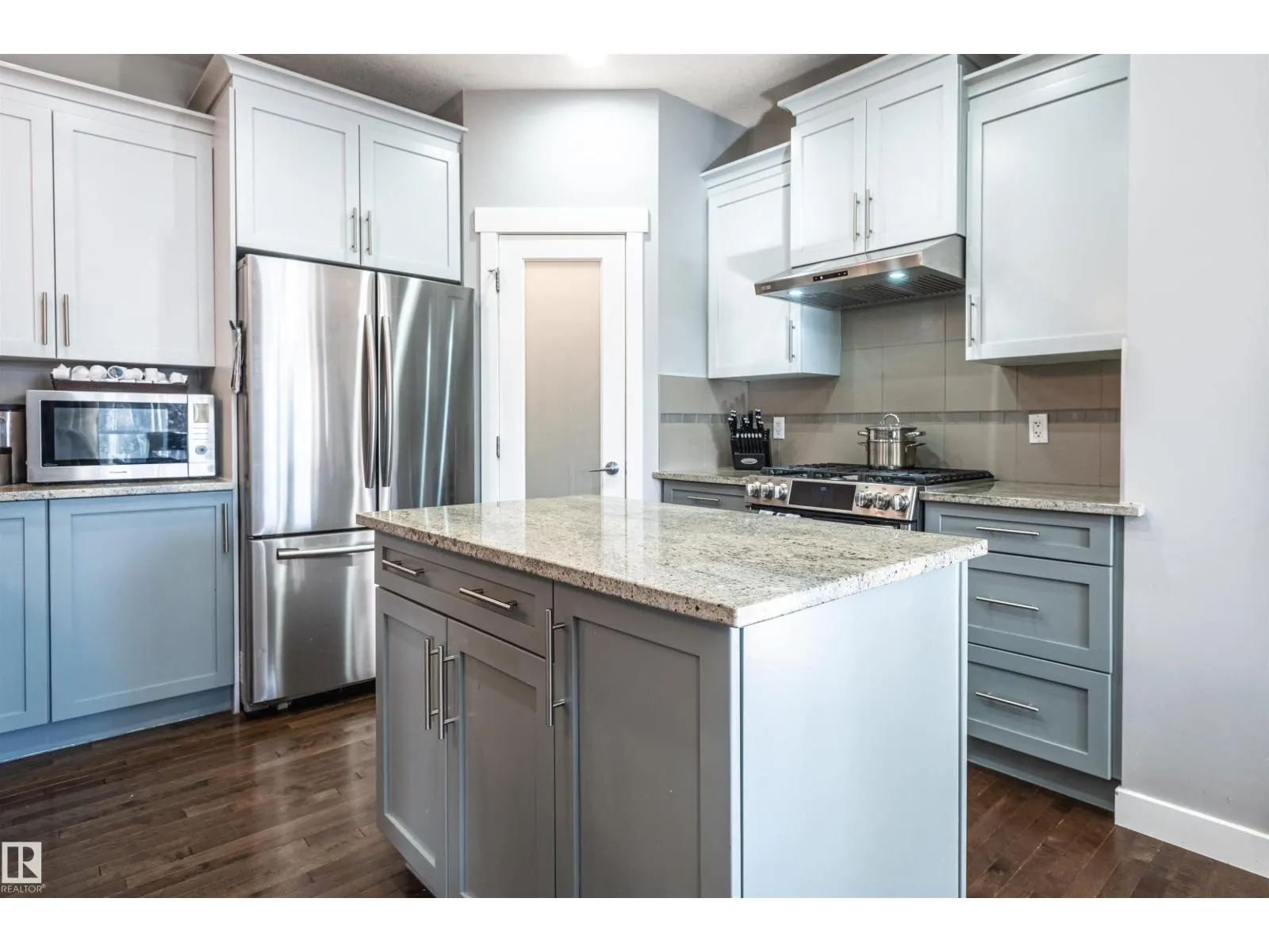 21837 95A AV NW