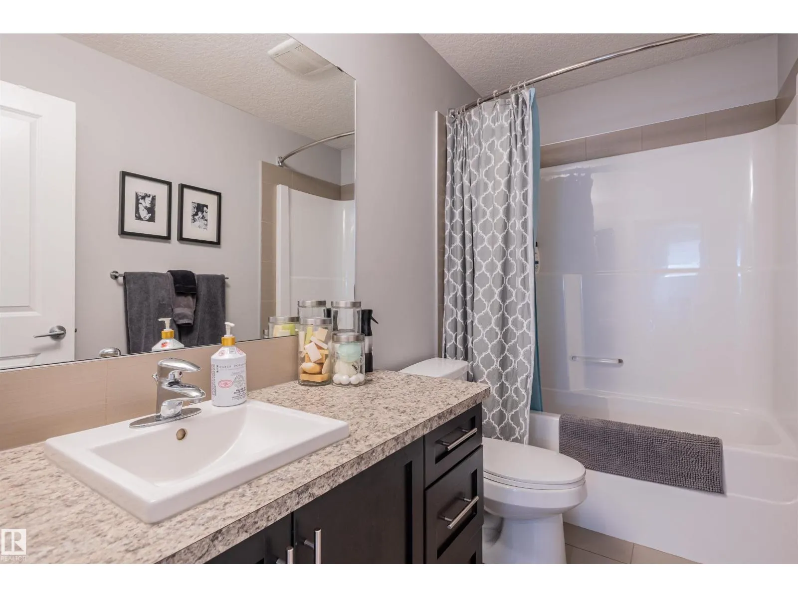 21837 95A AV NW
