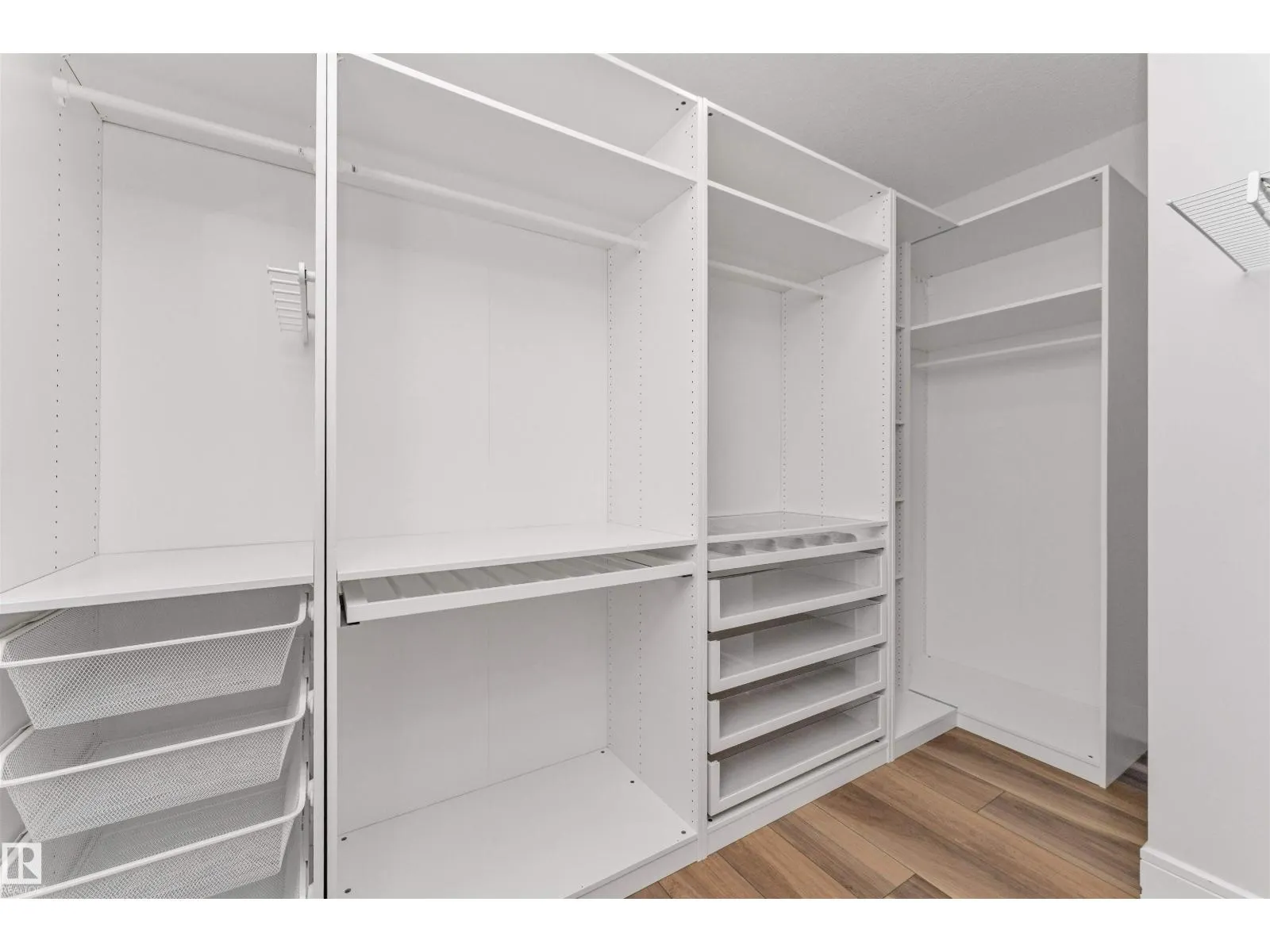 229 Glenridding Ravine RD SW
