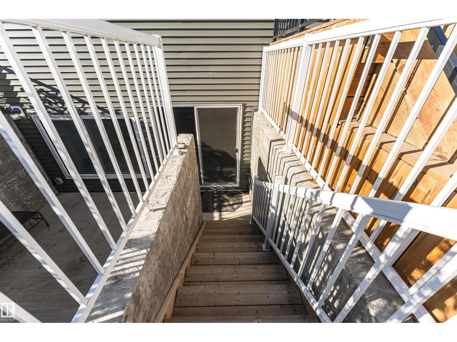 229 Glenridding Ravine RD SW