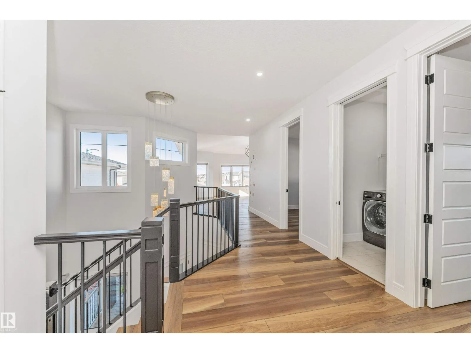 229 Glenridding Ravine RD SW