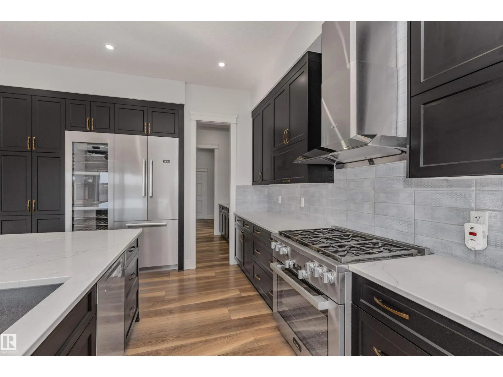 229 Glenridding Ravine RD SW