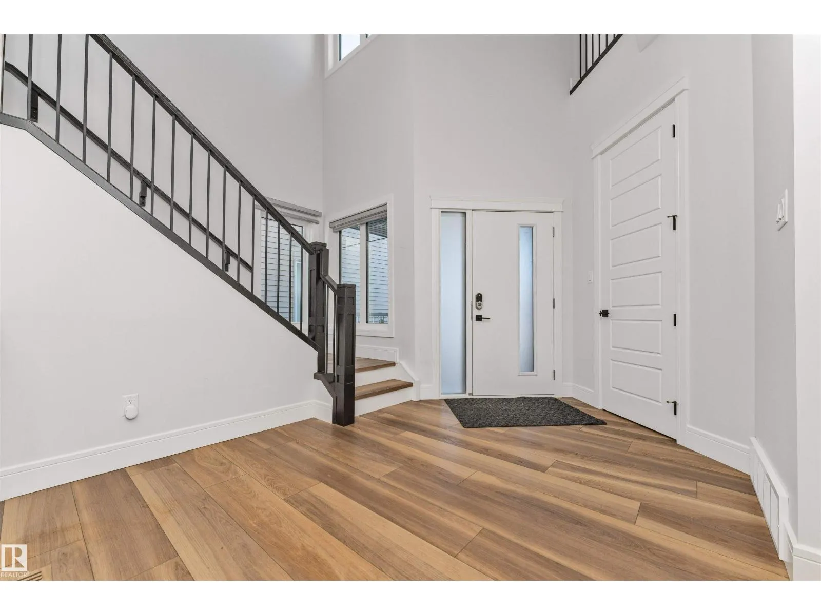 229 Glenridding Ravine RD SW
