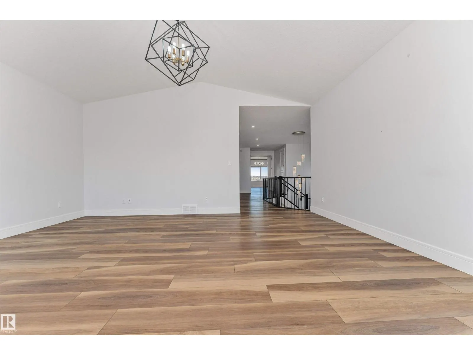 229 Glenridding Ravine RD SW