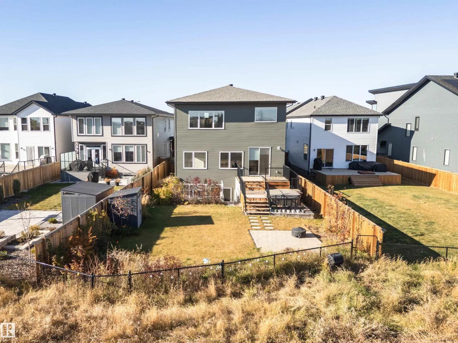 229 Glenridding Ravine RD SW