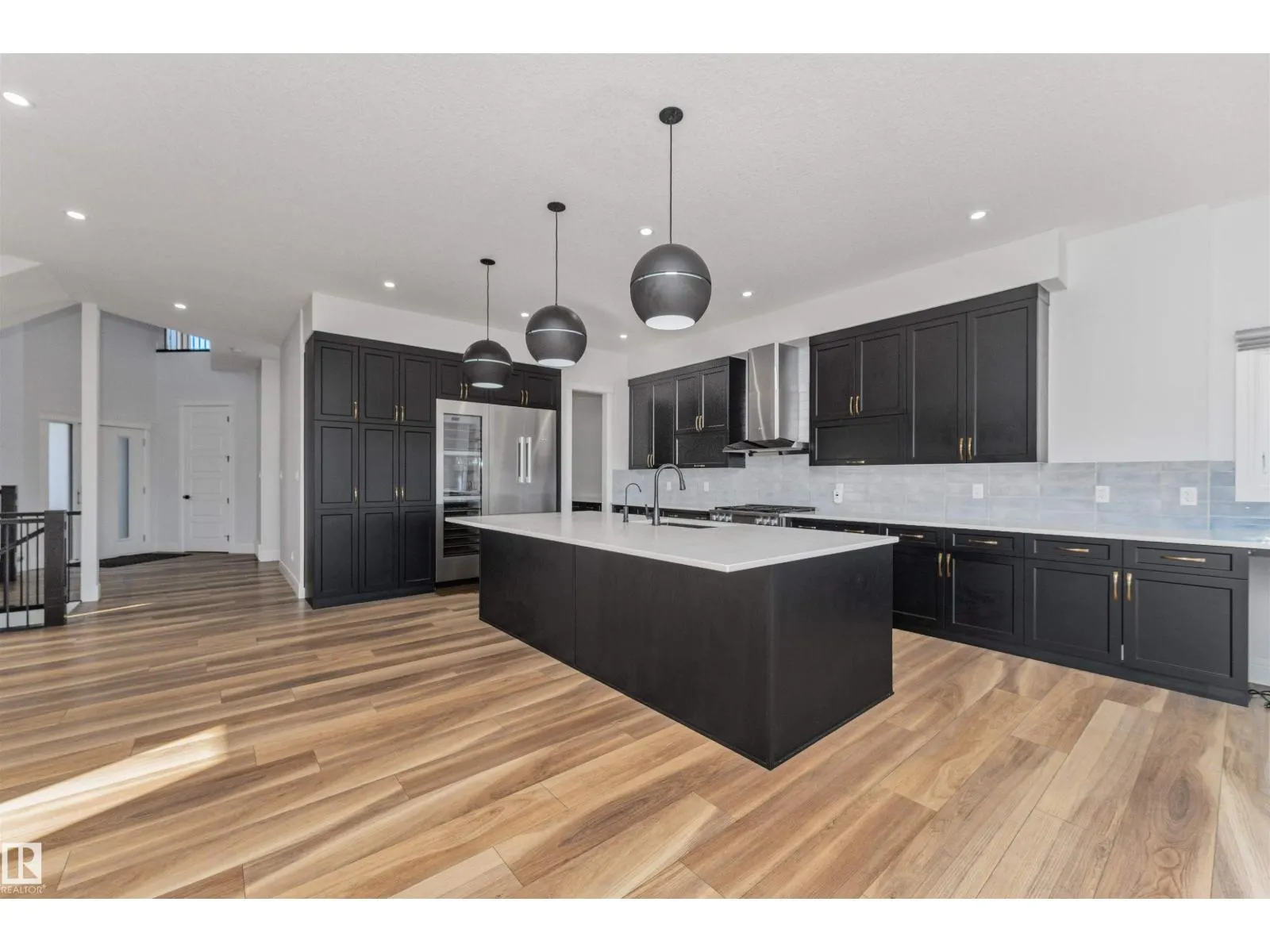 229 Glenridding Ravine RD SW