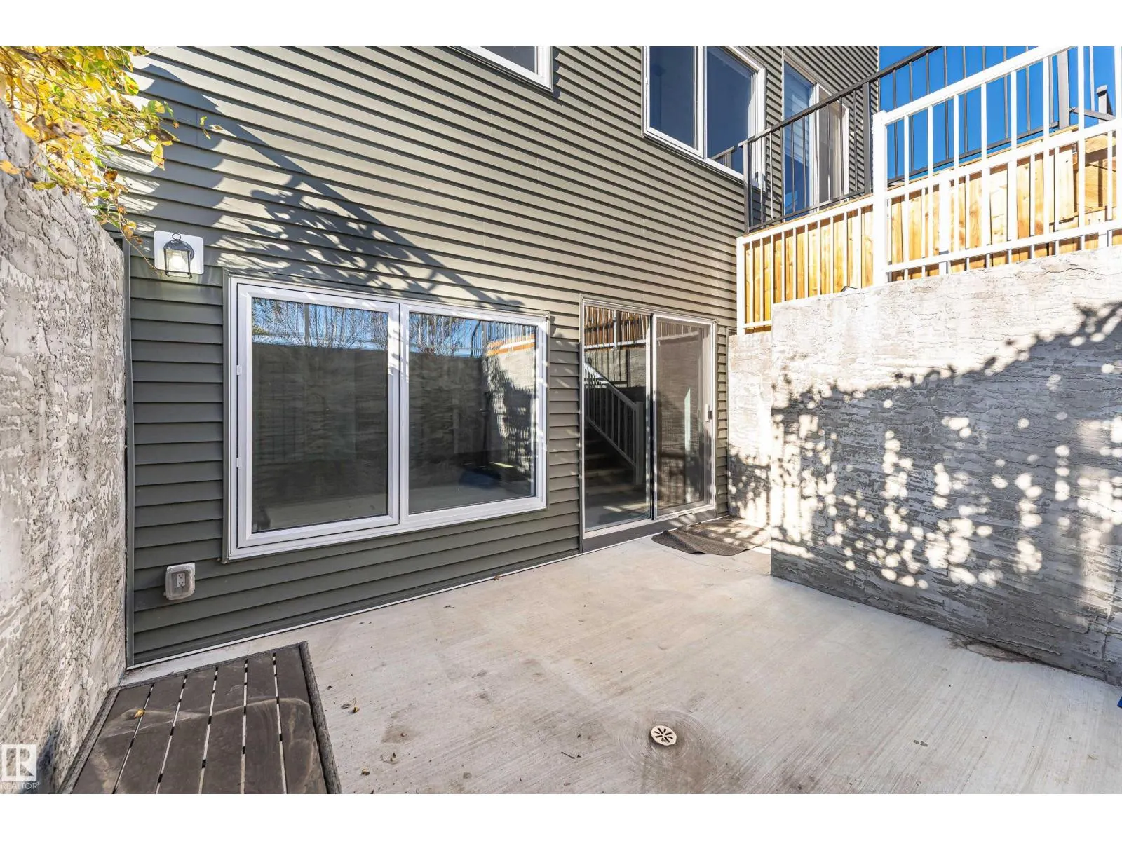 229 Glenridding Ravine RD SW