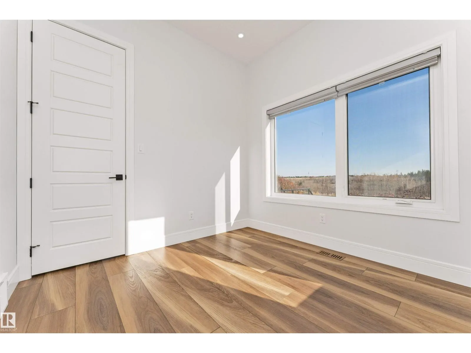 229 Glenridding Ravine RD SW