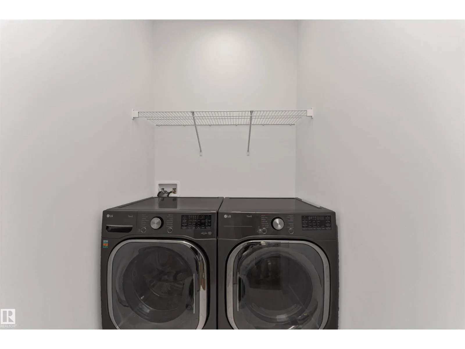 229 Glenridding Ravine RD SW
