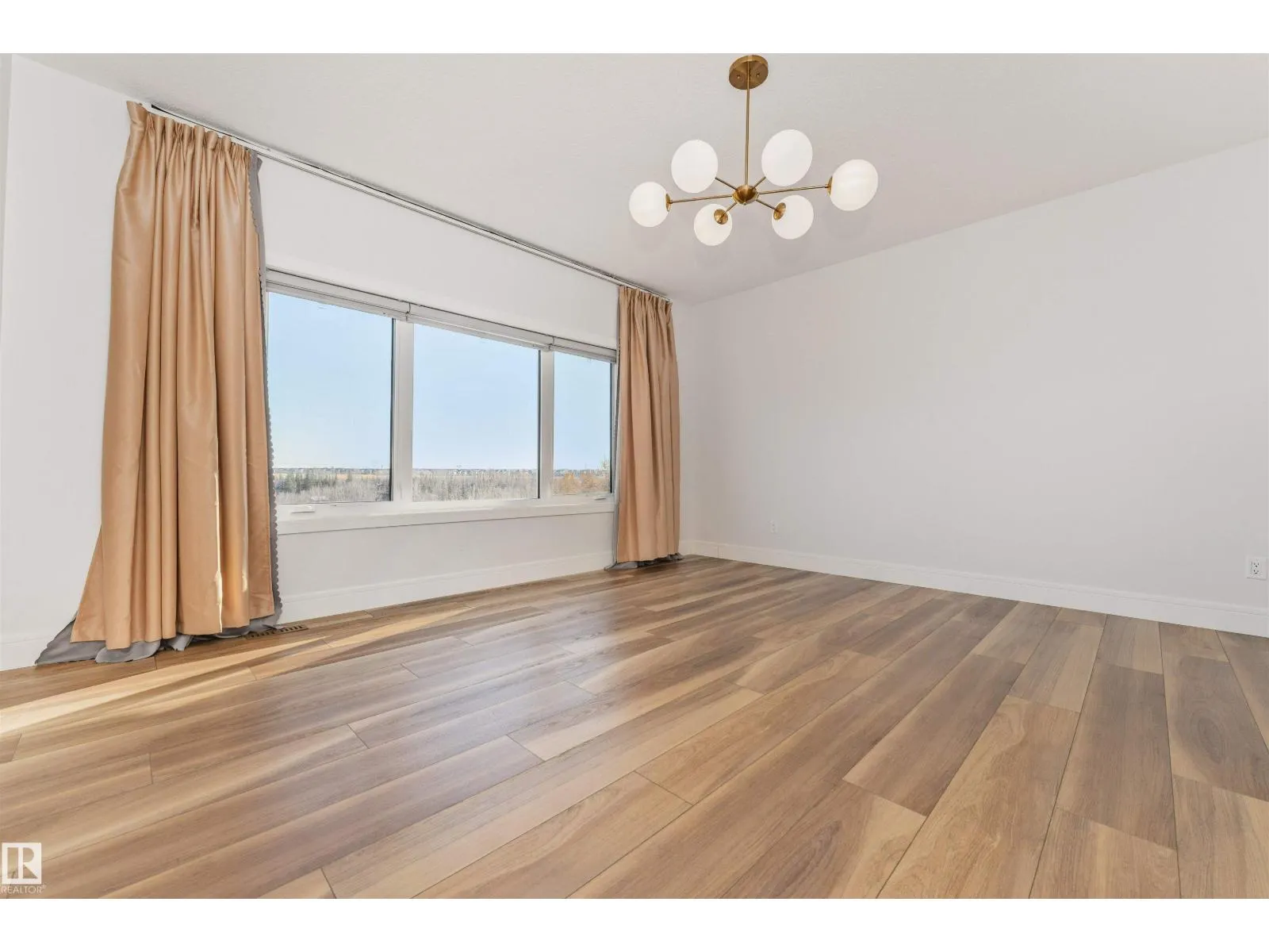 229 Glenridding Ravine RD SW