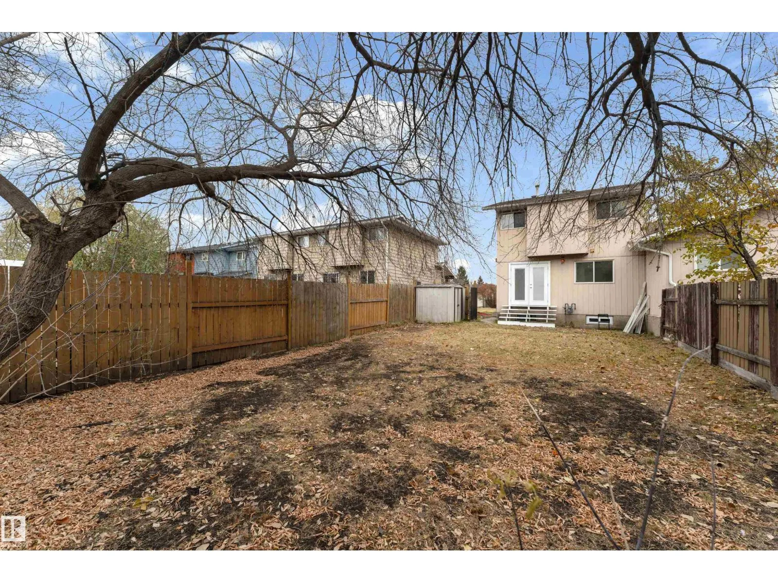 5405 39 AV NW