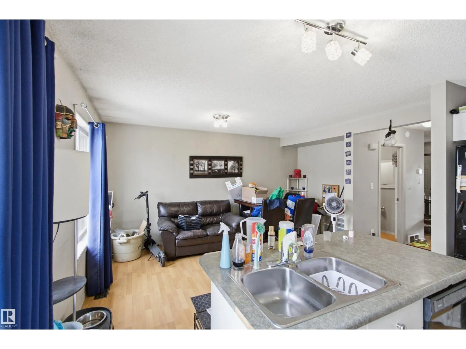 306 85 ST SW