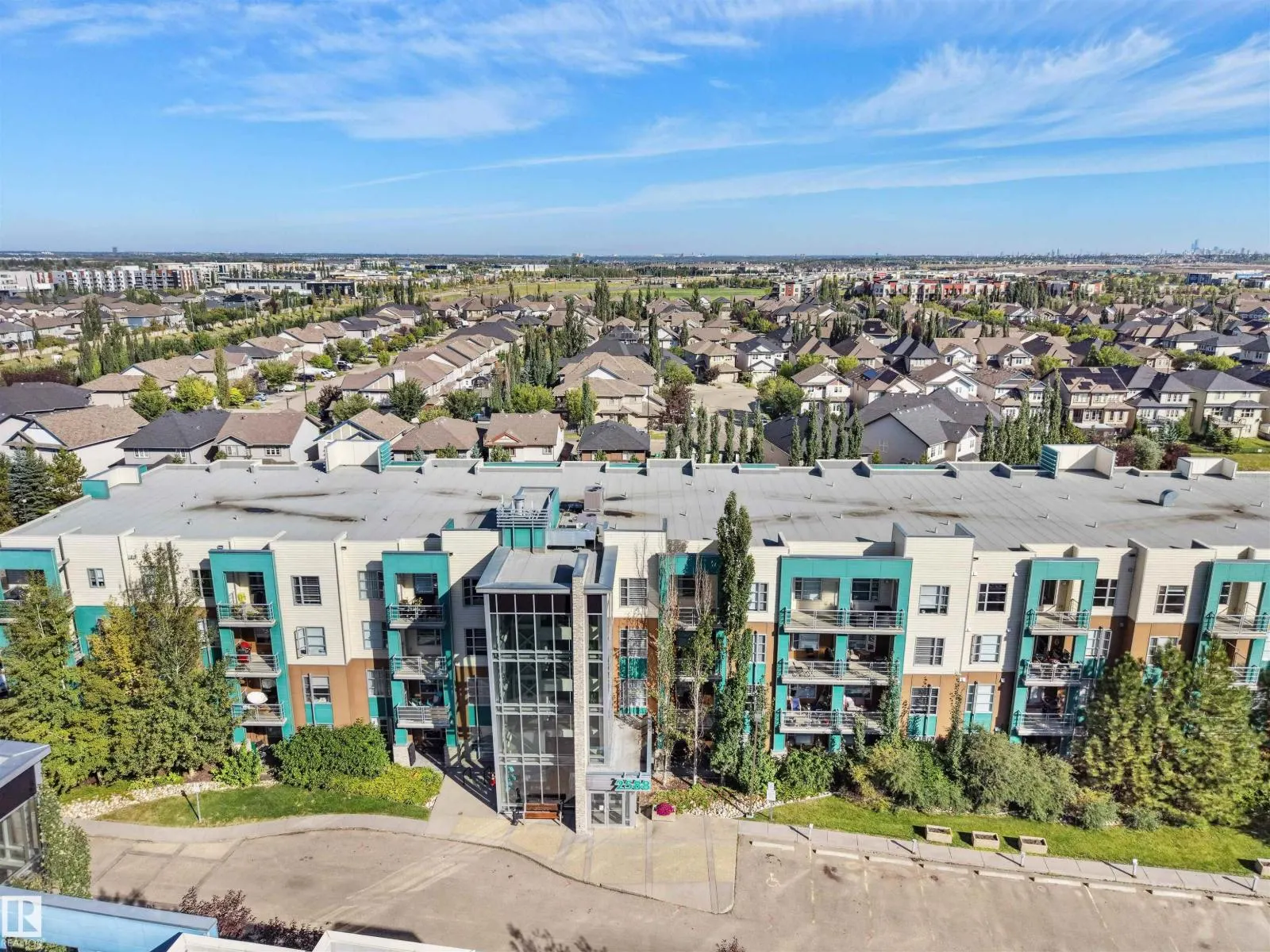 #415 2588 ANDERSON WY SW