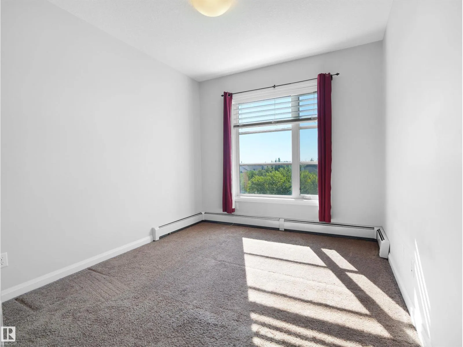 #415 2588 ANDERSON WY SW