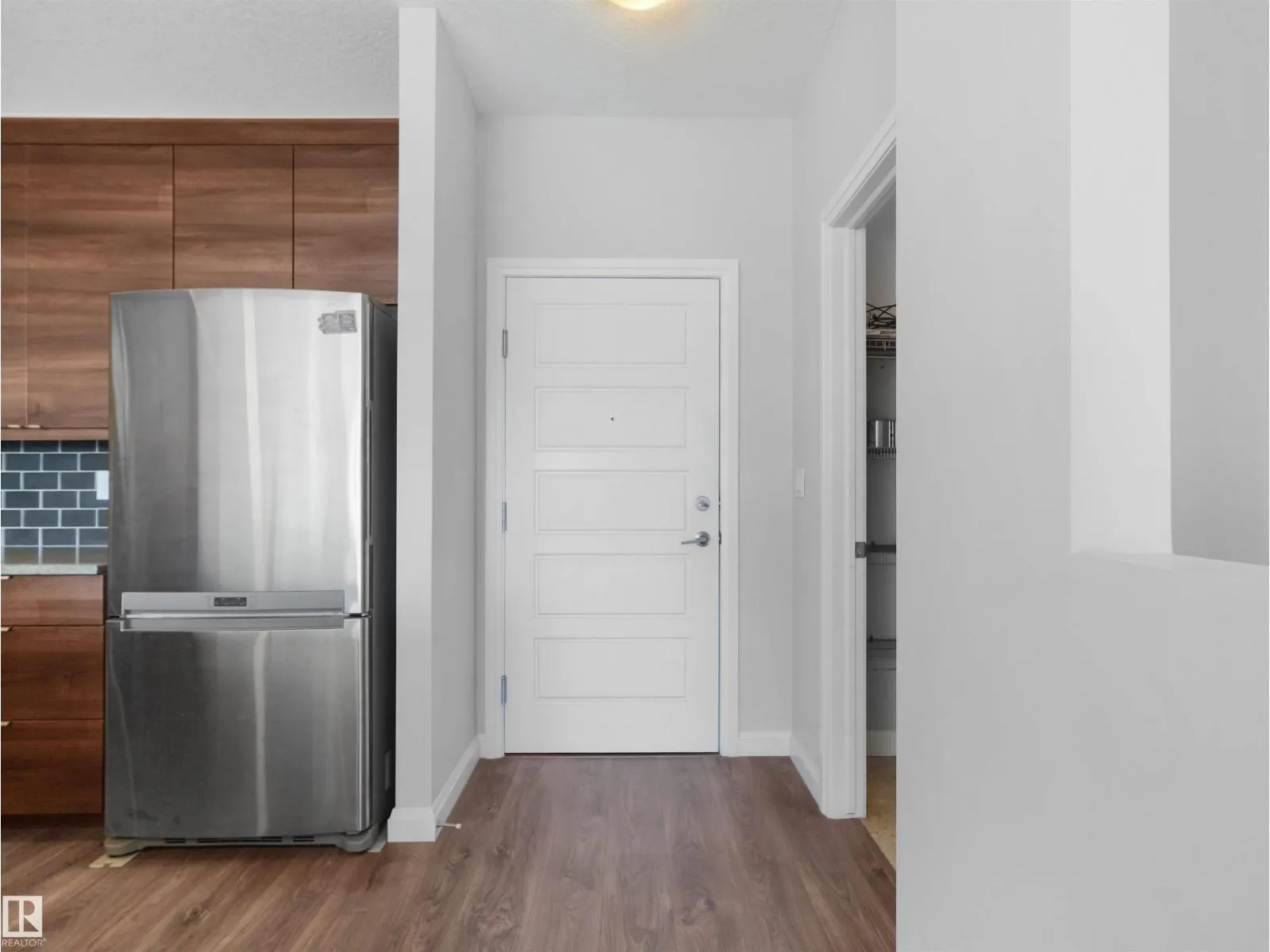 #415 2588 ANDERSON WY SW
