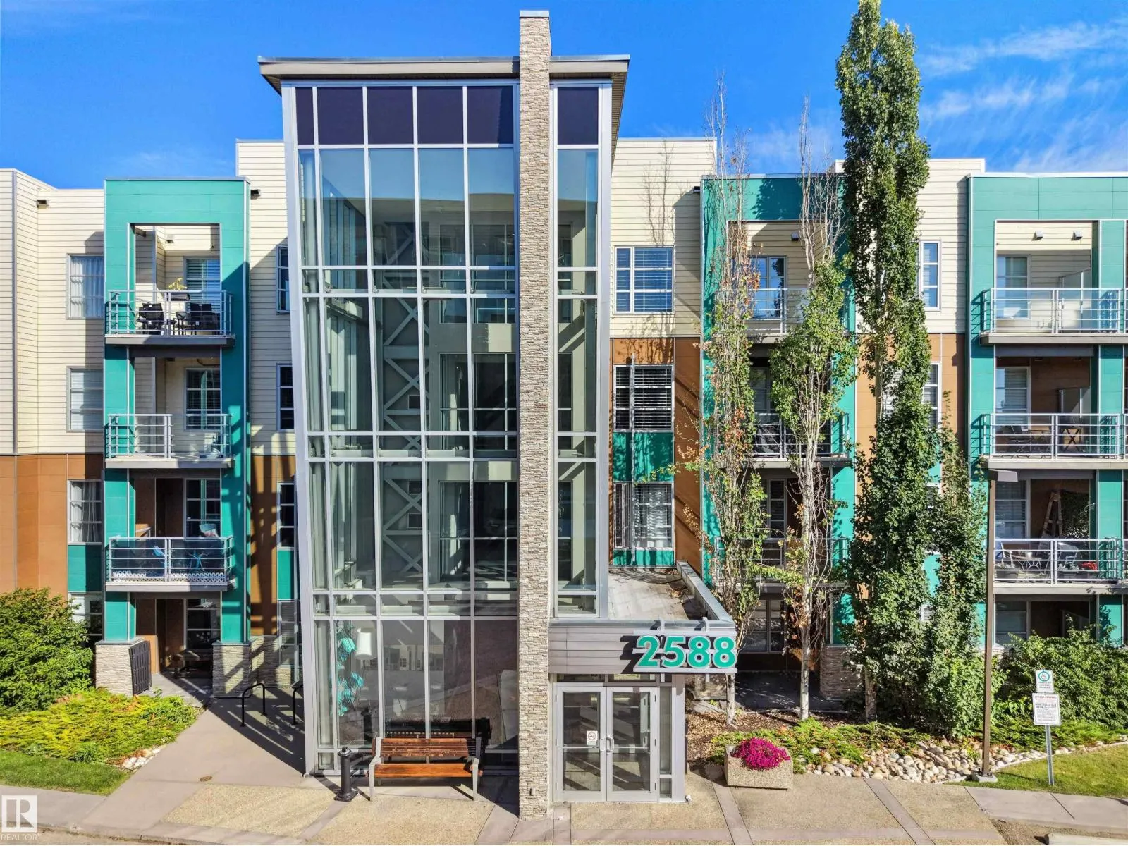 #415 2588 ANDERSON WY SW