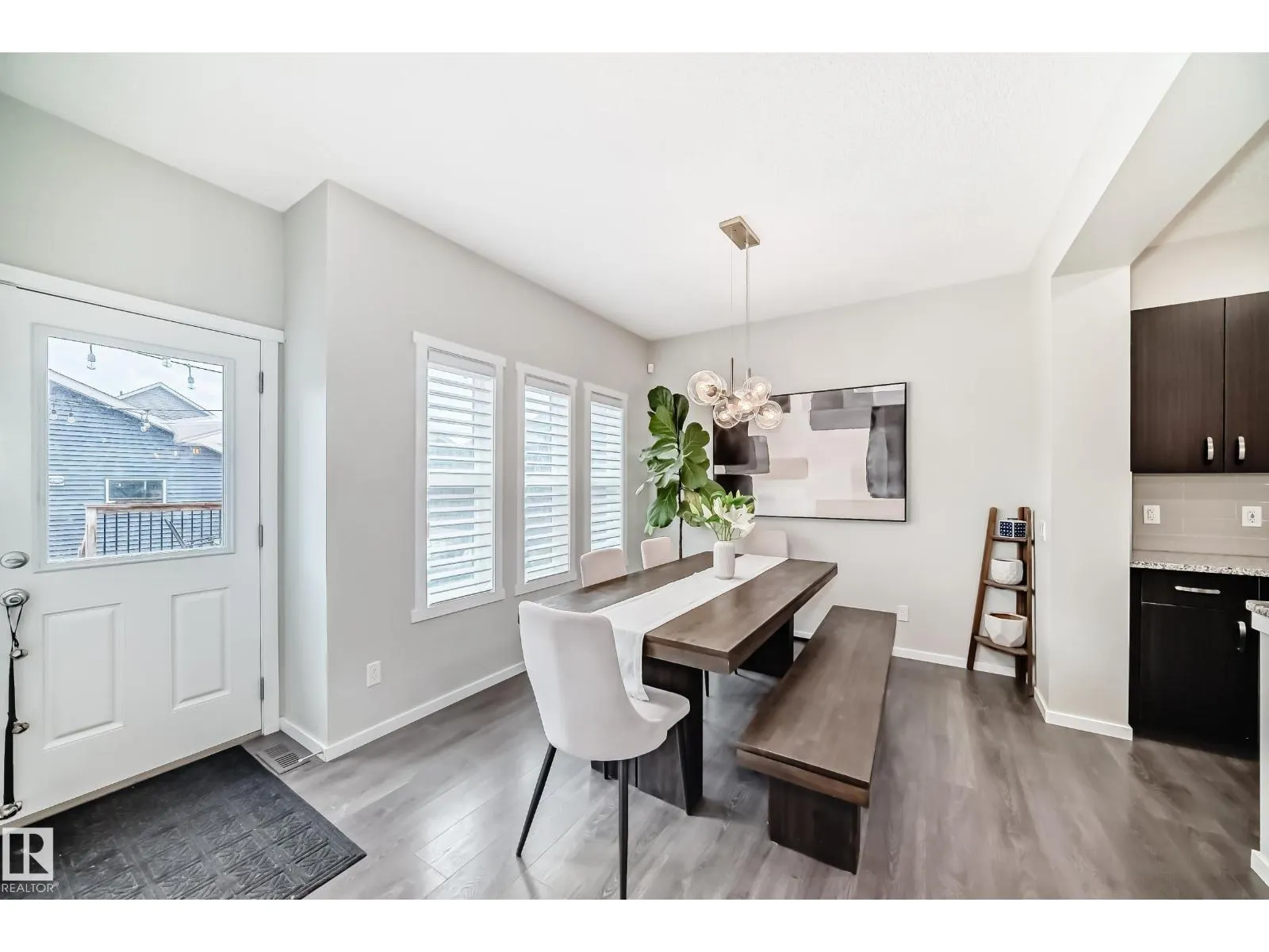 3278 CHERRY CR SW
