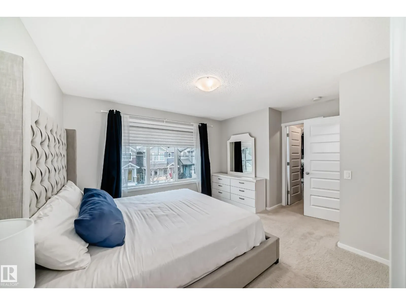 3278 CHERRY CR SW