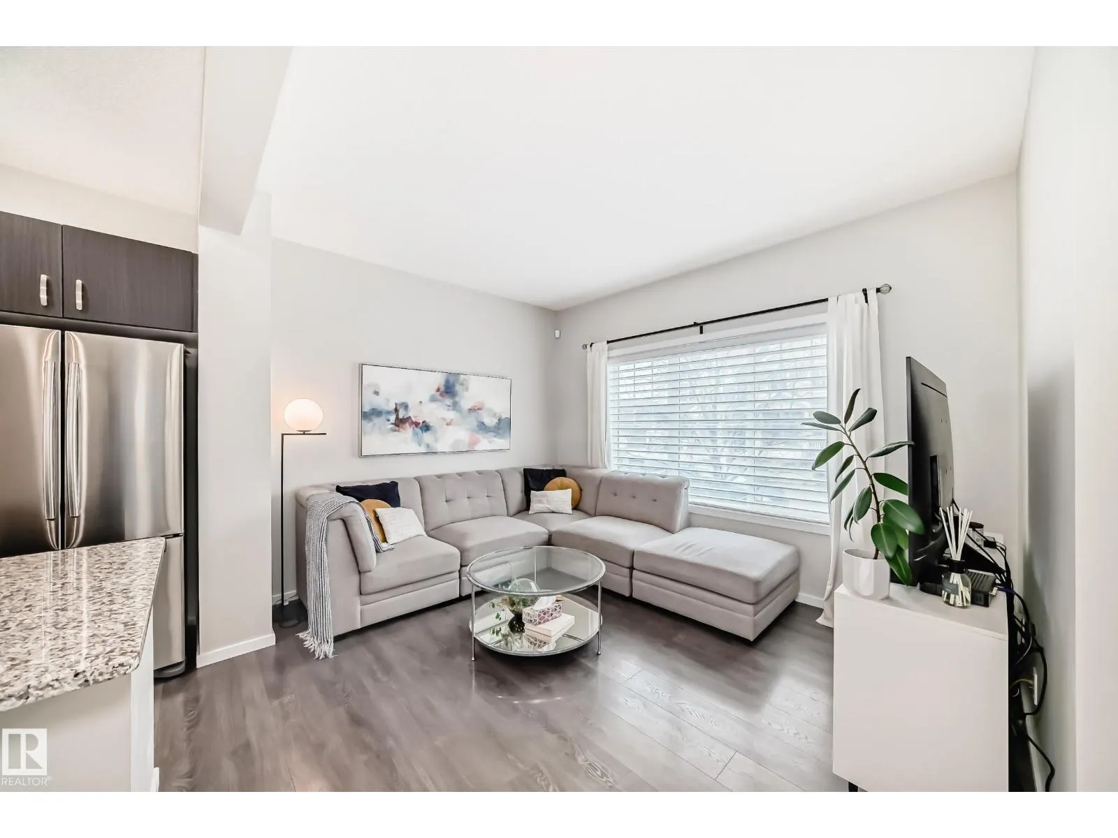 3278 CHERRY CR SW