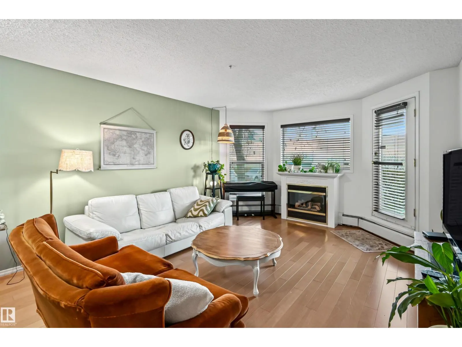 #109 10511 42 AV NW