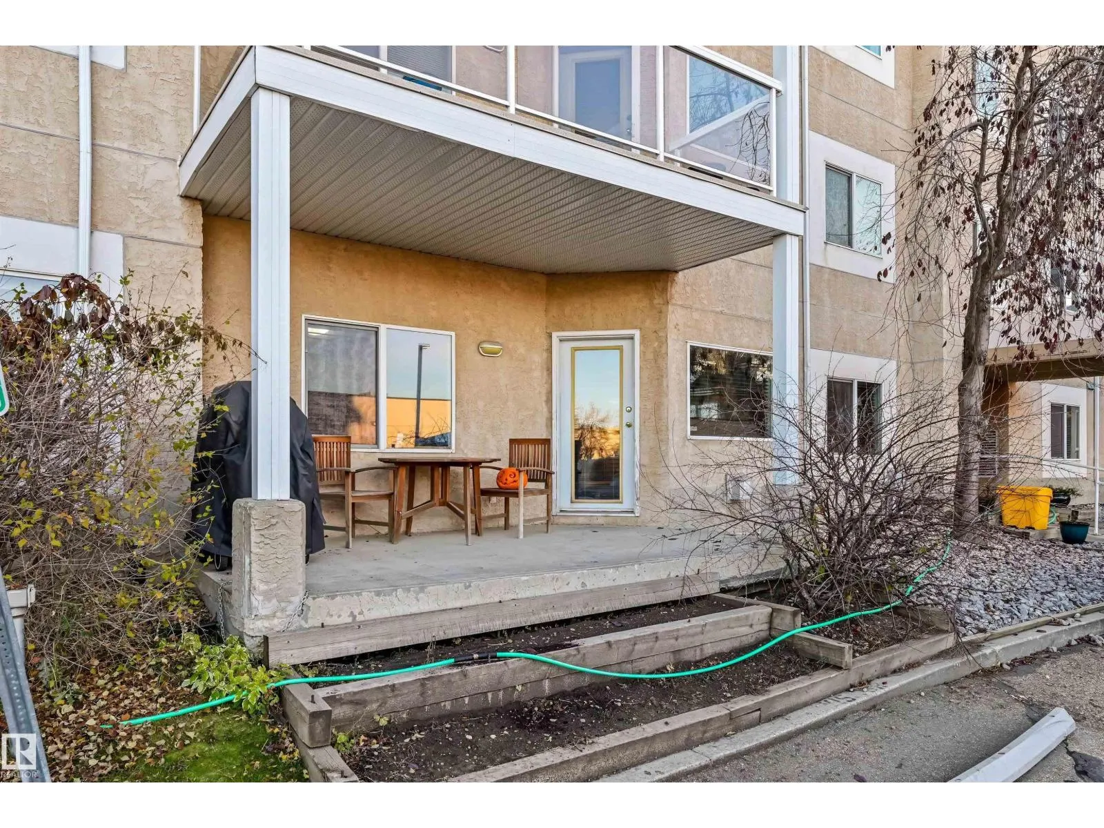 #109 10511 42 AV NW