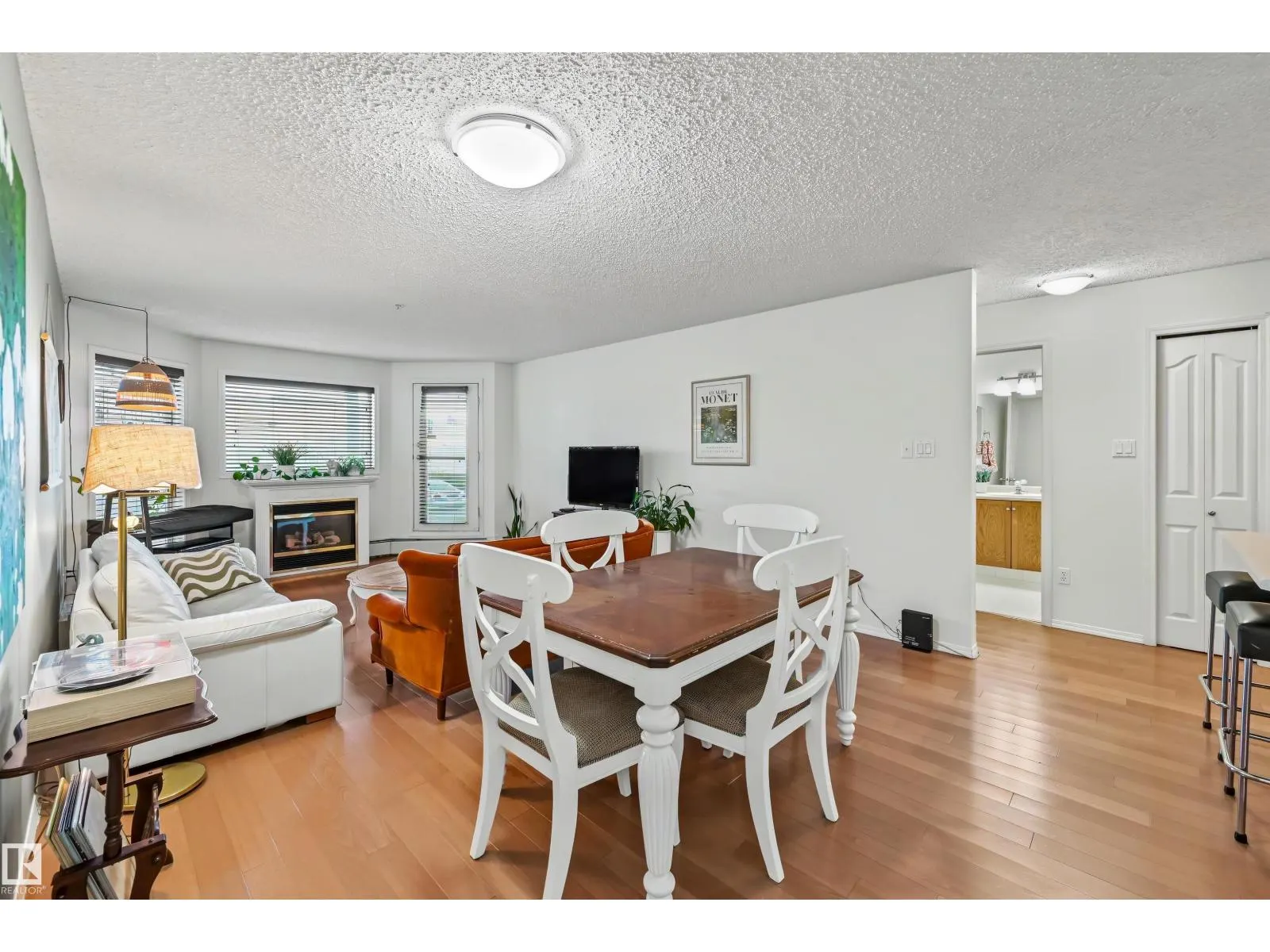 #109 10511 42 AV NW
